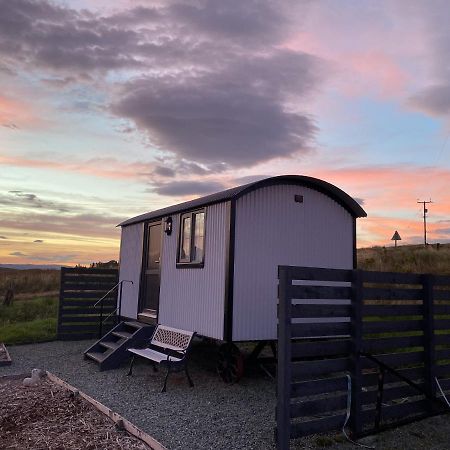 Shepherds Hut Lonmore Exterior photo